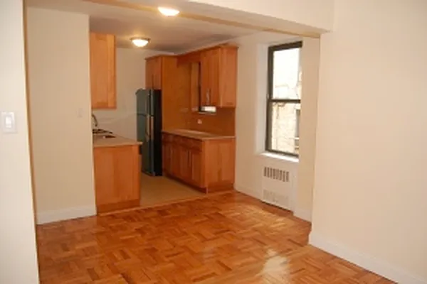 Rented by Griffith Real Estate | media 7