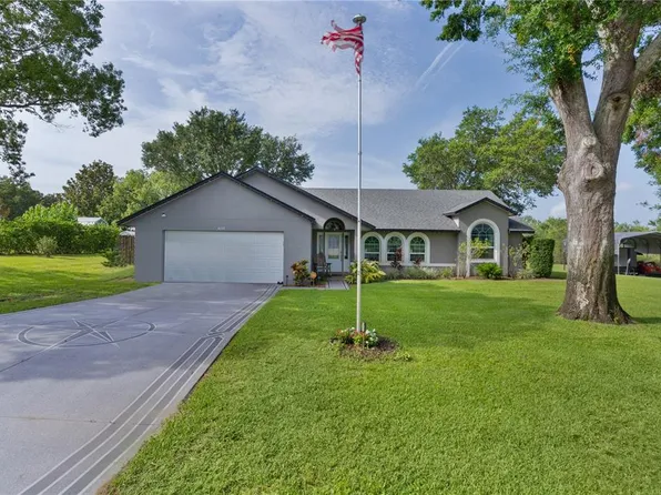 36535 Eagle Dr, Grand Island, FL 32735