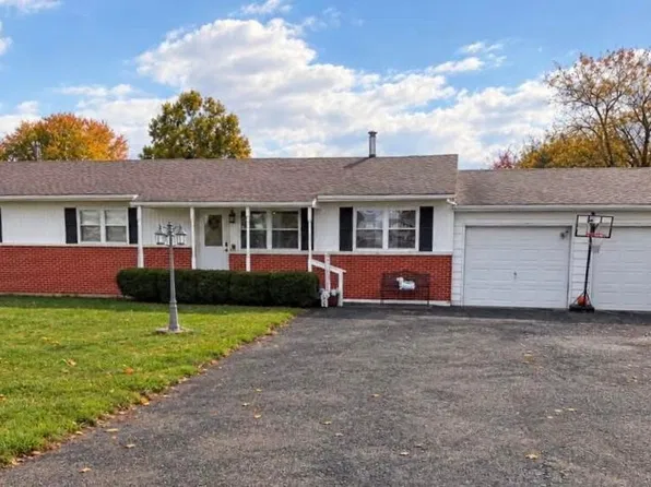 1456 Maple Grove Rd, Chillicothe, OH 45601