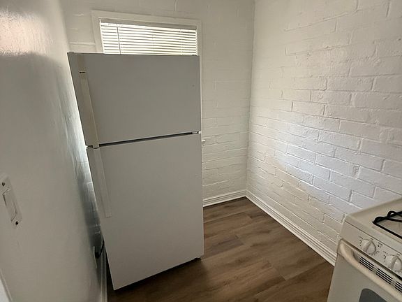 3rd image of 962 W Ramsey St #7