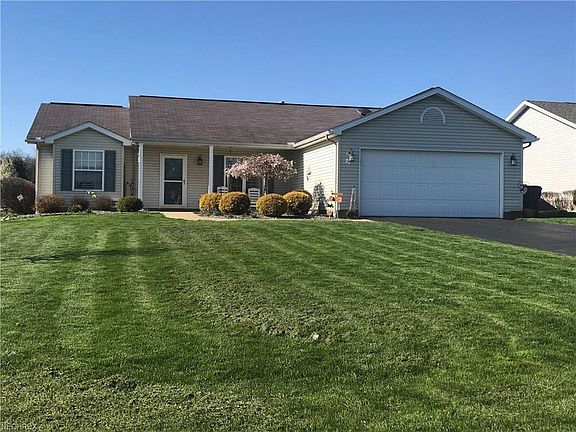2nd image of 6788 Fox Crossing Ct
