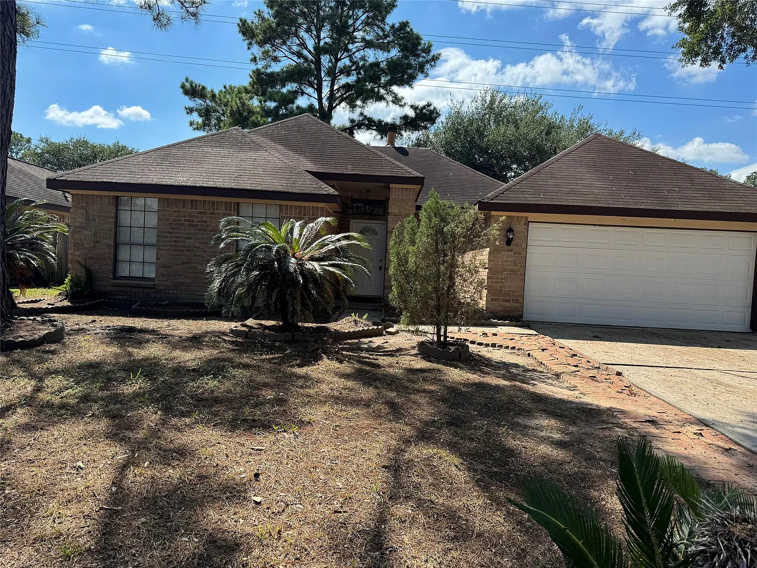 3 bed, 2.0 bath, 1743 sqft, $1,900 — Photo 4