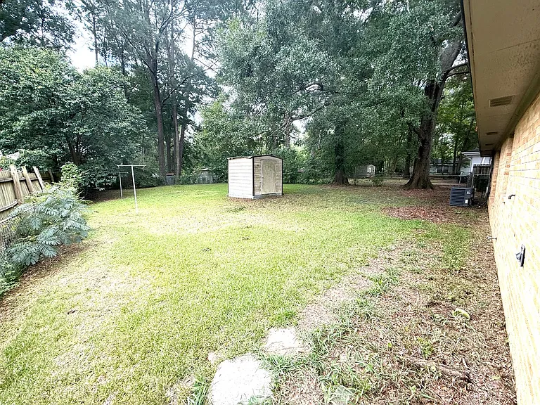 2726 Green Oaks Dr — Photo 10