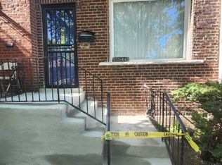 2544 E 81st St, Chicago, IL 60617