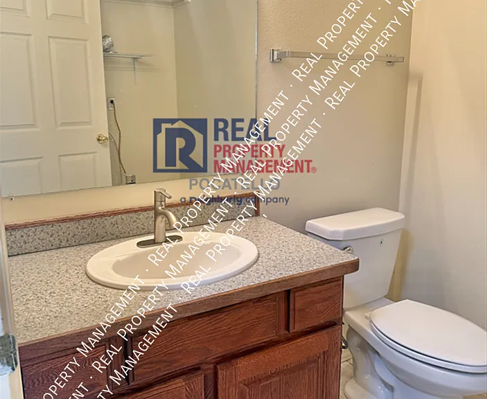 4736 Heidi Ct — Photo 11