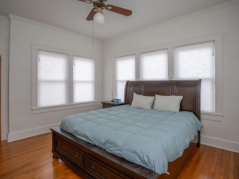 303 N Woodrow St — Photo 20