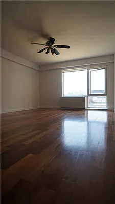 Sold by R New York | media 9