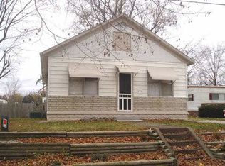 214 N Main St, Santa Claus, IN
