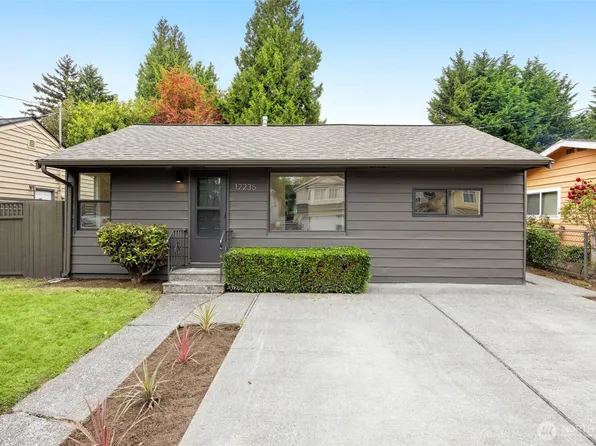 12235 43rd Avenue S, Seattle, WA 98178