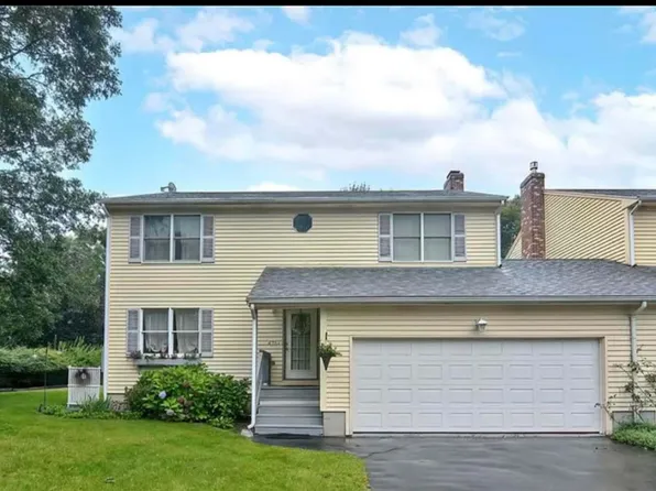 475 Big Water Rd, South Kingstown, RI 02879