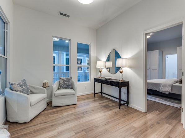 Additional property image - 323 S Montclair Ave, Dallas, TX 75208