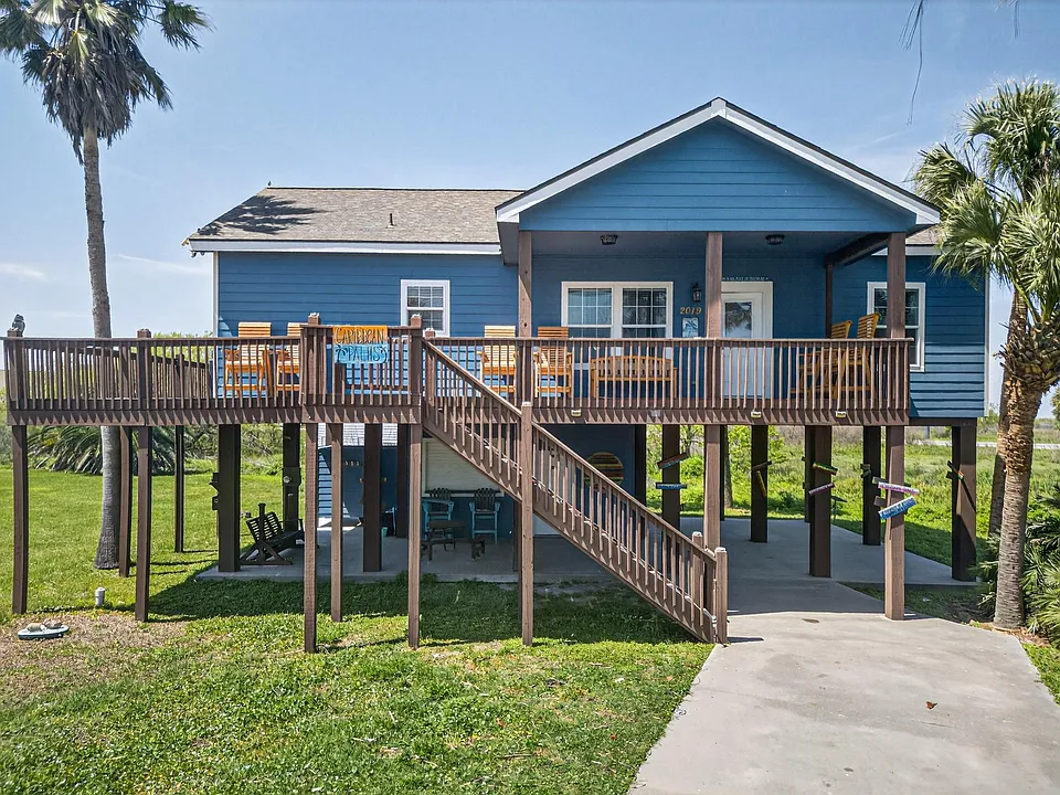 2019 Flamingo Dr