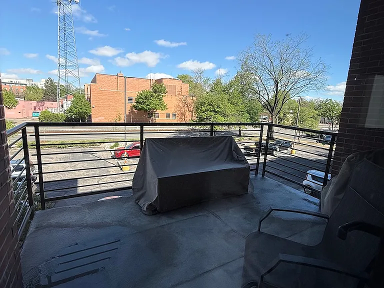 210 W Magnolia St #210 — Photo 24