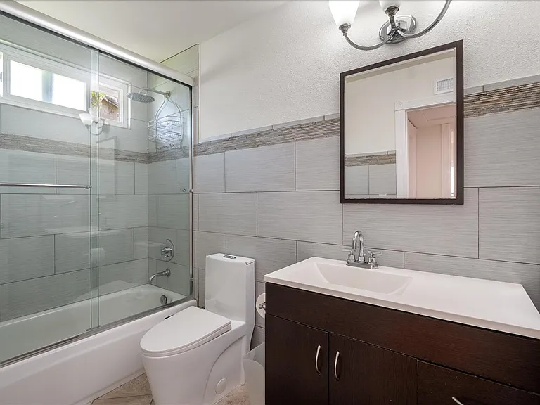 13049 Shalimar Pl — Photo 29