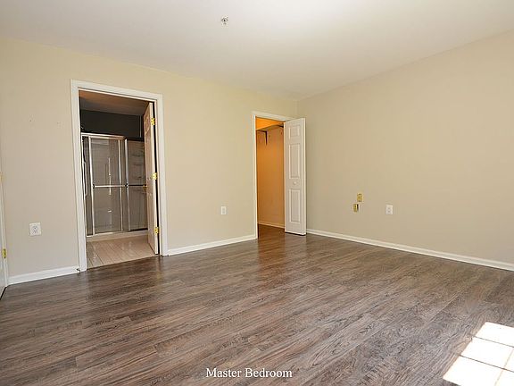 4th image of 9050 Gracious End Ct Unit 103