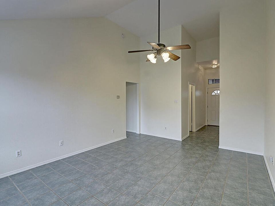 1st image of 7933 Elk Dr