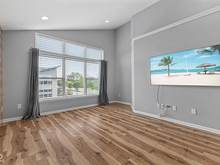 13093 Grand Vue Dr — Photo 25