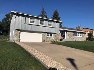 108 Green Garden Dr, Madison, NE 68748