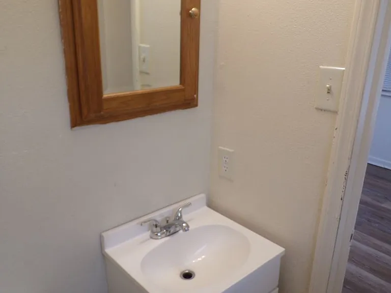 2335 NW 41st St — Photo 25