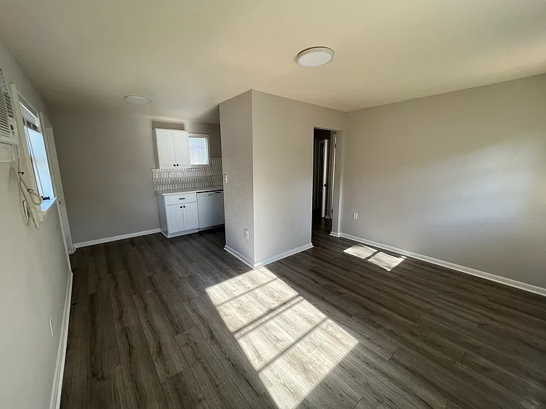 836 Orange Park Ave — Photo 5