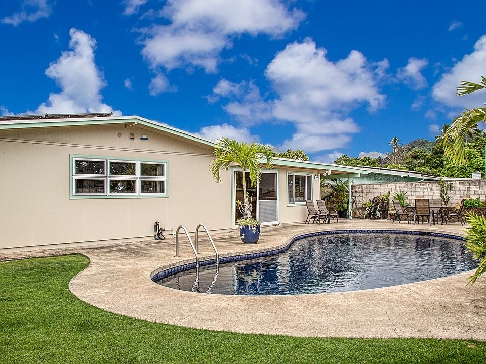 1st image of 639 Ululani St