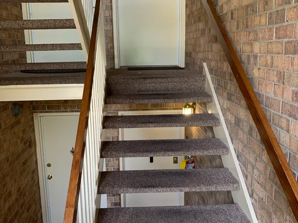 18607 Walkers Choice Rd, Montgomery Village, MD