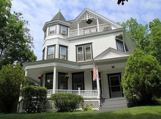 20 Crescent St #C, Derry, NH 03038