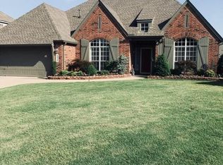 4513 W Knoxville St, Broken Arrow, OK 74012