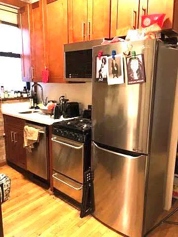 238 East 25th Street — Photo 3