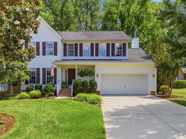 1211 Waterford Green Dr, Apex, NC 27502
