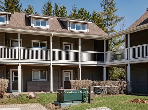 926 Cedar Pointe Ct #5, Collingwood, ON L9Y 5C7