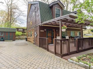 18 Rock Rd, West Milford, NJ 07480