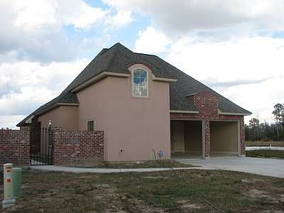 1st image of 922 Yorkshire Cir