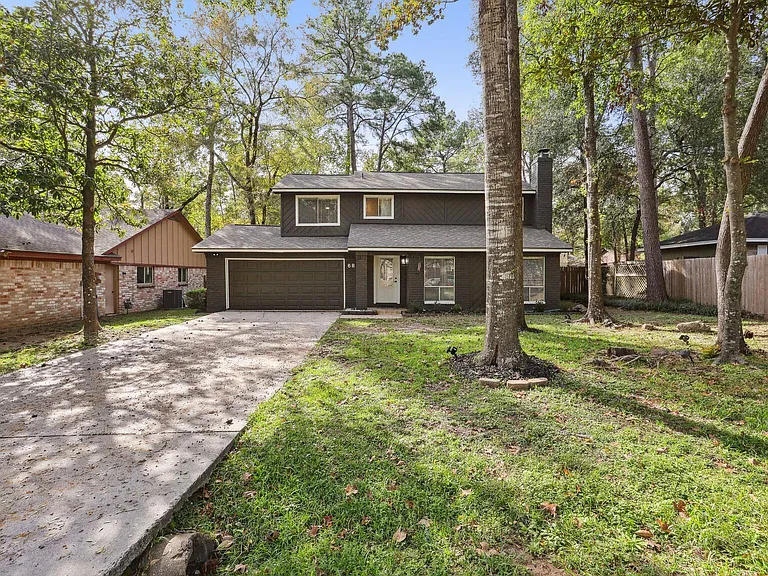 68 NE Yewleaf Rd — Photo 4