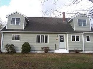 227 Alton Bradford Rd, Wood River Jt, RI 02894