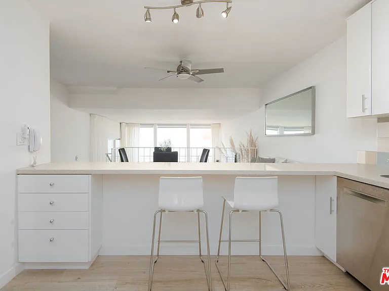 18063 Coastline Dr — Photo 15