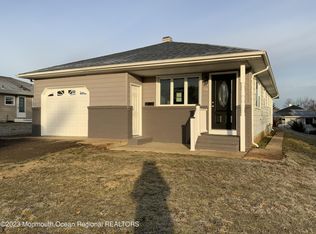 25 Saint David Dr, Toms River, NJ 08757