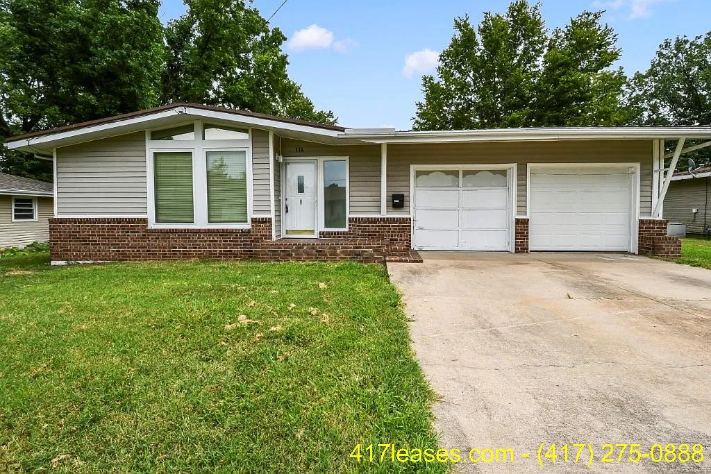 3 bed, 1201 sqft, $1,250 — Photo 4