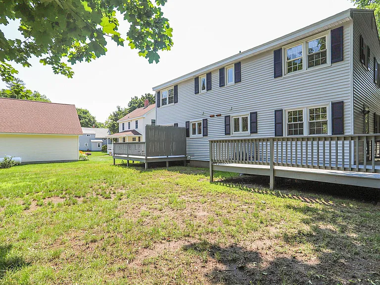 108 South St — Photo 49