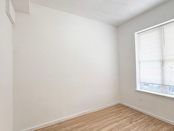 2nd image of 1711 N 21st St #1