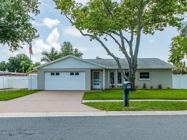 11883 108th Ave, Seminole, FL 33778