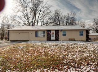 4238 W Sierra St, Battlefield, MO 65619