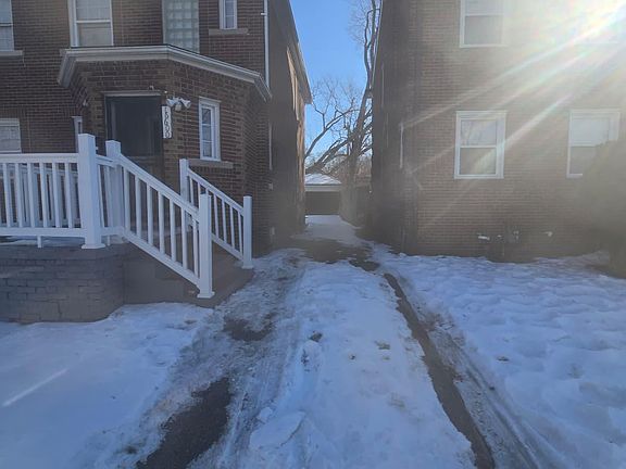 2nd image of 16600 Sorrento St