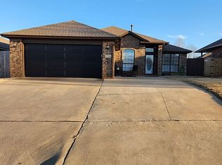 12316 SW 12th St, Yukon, OK 73099
