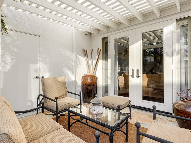 48 La Paloma — Photo 37