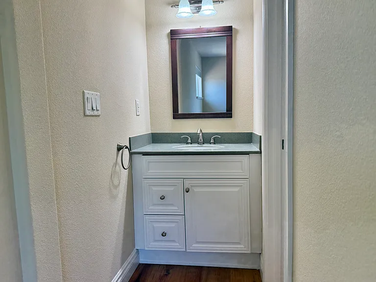 8501 Mossrose Way — Photo 37