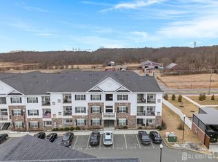 415 Tavern Rd, Monroe Township, NJ 08831