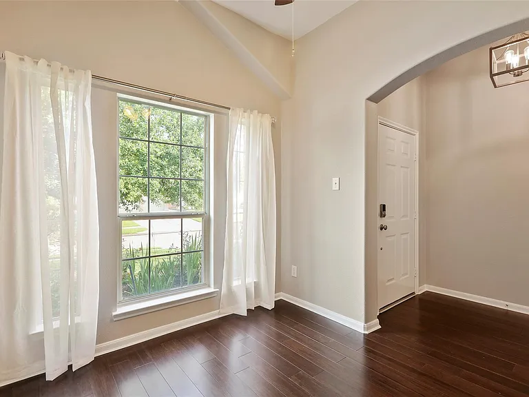2362 Keegan Hollow Ln — Photo 19