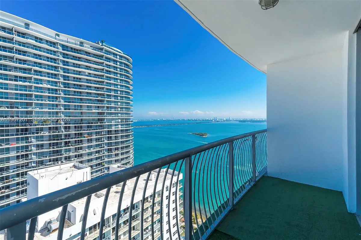 Building Photo - 1750 N Bayshore Dr #4507