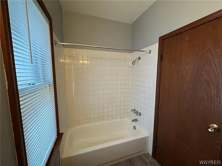 182 Lancaster Ave #2 — Photo 20